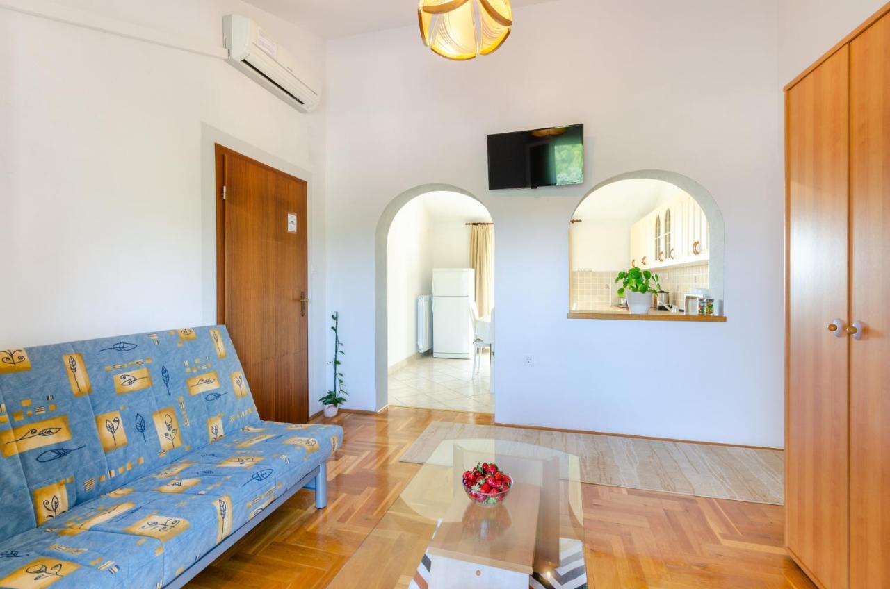 Apartmani Suncica Selce Luaran gambar