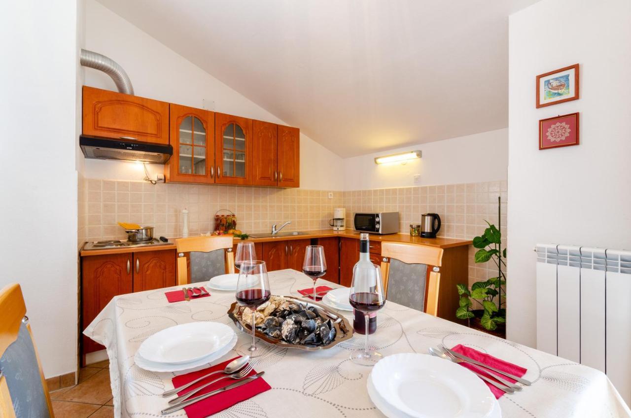 Apartmani Suncica Selce Luaran gambar